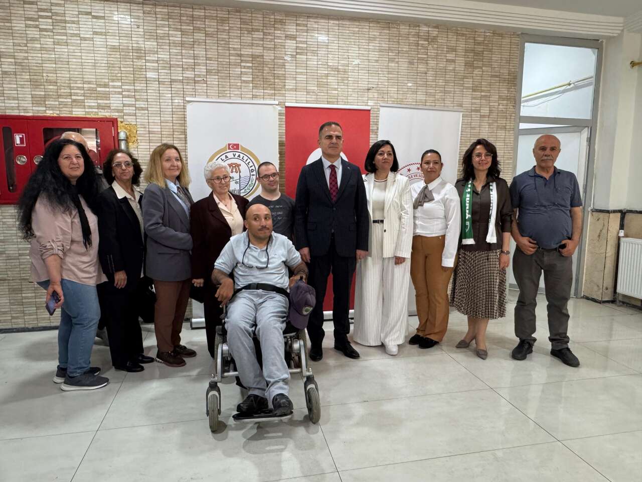 Menteşe’de Anlamlı Buluşma: Vali Akbıyık Engelli Bireylerle Bir Araya Geldi 5